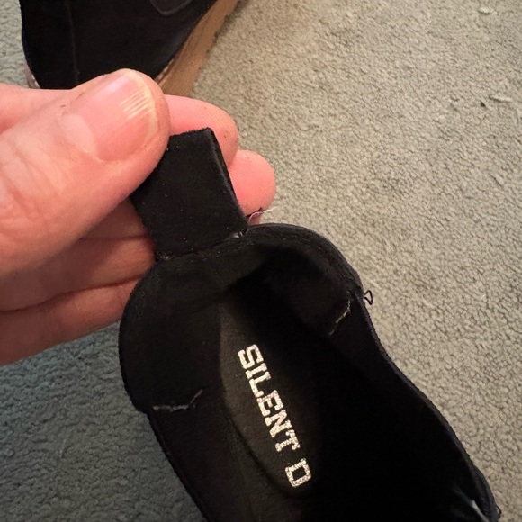 Silent D Uvika Suede Chelsea Boots - Picture 9 of 10